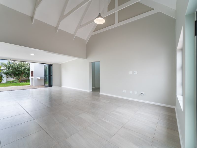 Greatest Value-for-Money Home in St Francis Links | North-Facing, Single-Level Relaxed Living - Photo 10