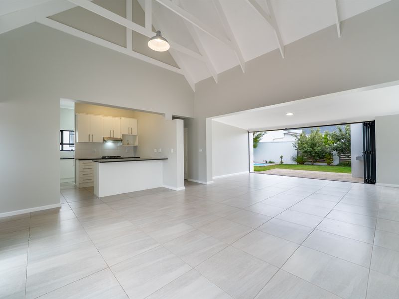 Greatest Value-for-Money Home in St Francis Links | North-Facing, Single-Level Relaxed Living - Photo 6