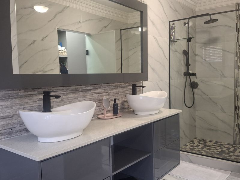 Stunning Face Brick Family Home on a Corner Stand in a desirable area! - Photo 10