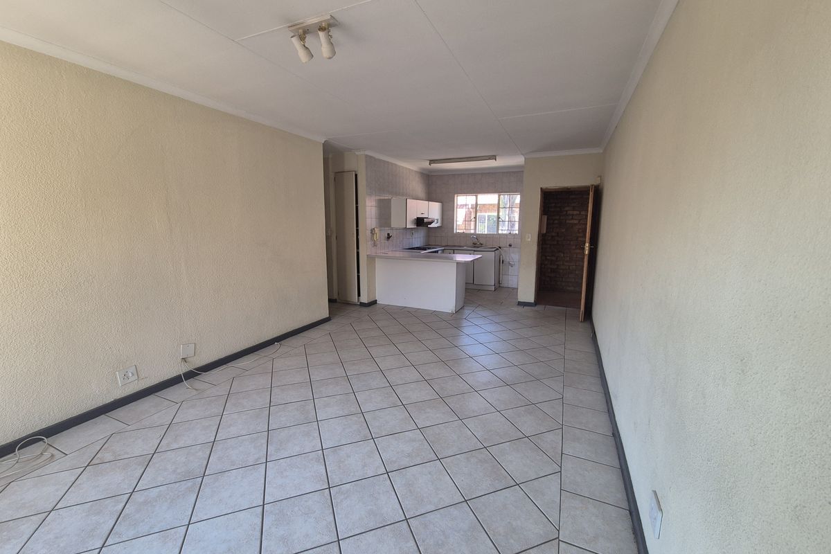 Spacious Townhouse Brimming with Potential - Photo 5