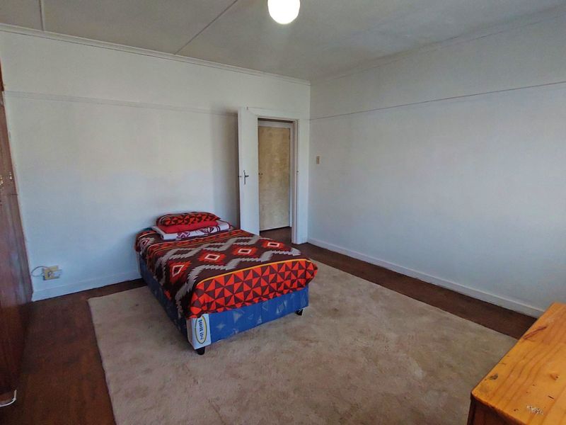 4 Bedroom House In Greenfields - Photo 10