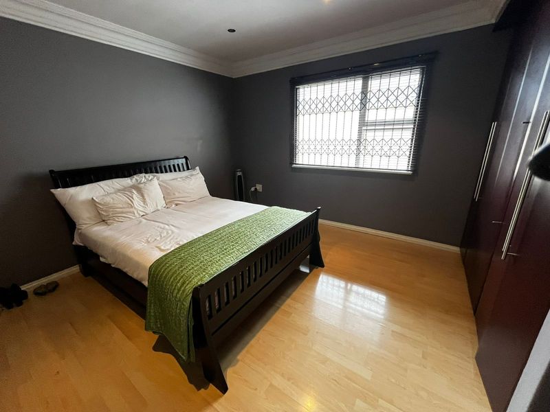 Stunning Family Home in Sought-After Mountain Rise - Photo 8