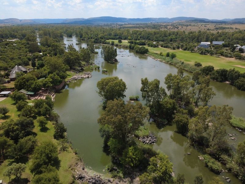 Smallholding for sale on the Vaal - Photo 4