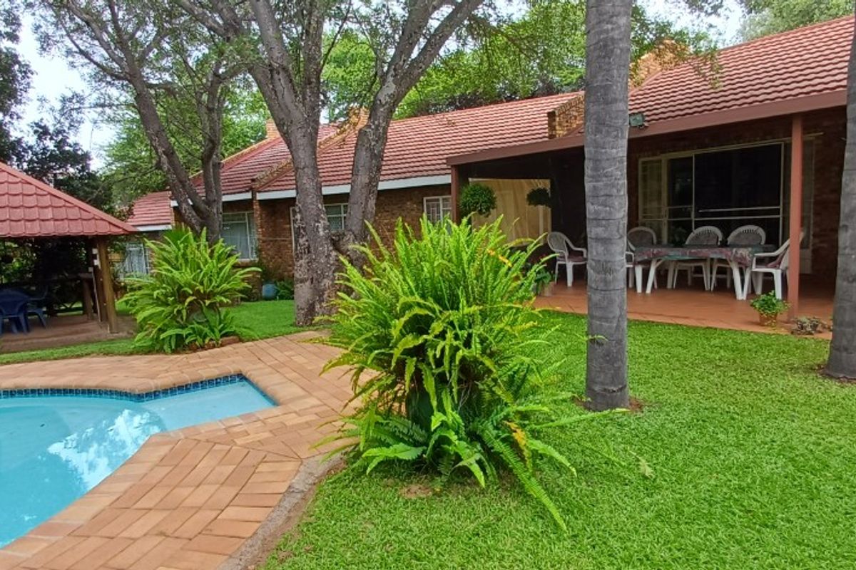Spacious Family Home in Nylstroom / Modimolle. - Photo 4