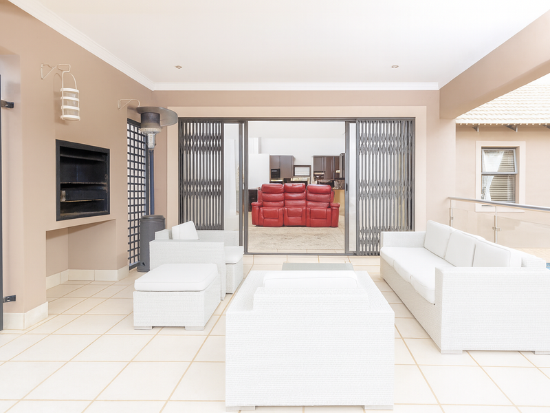 Spacious 4-Bedroom Home in Secure Estate - Photo 10