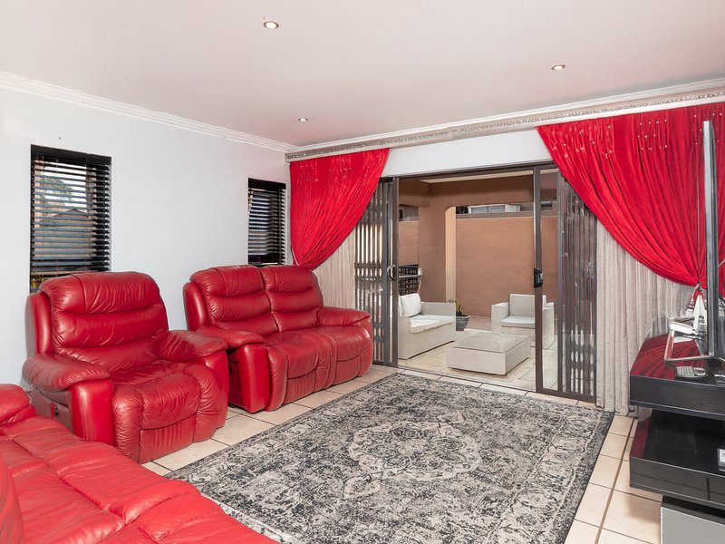 Spacious 4-Bedroom Home in Secure Estate - Photo 7