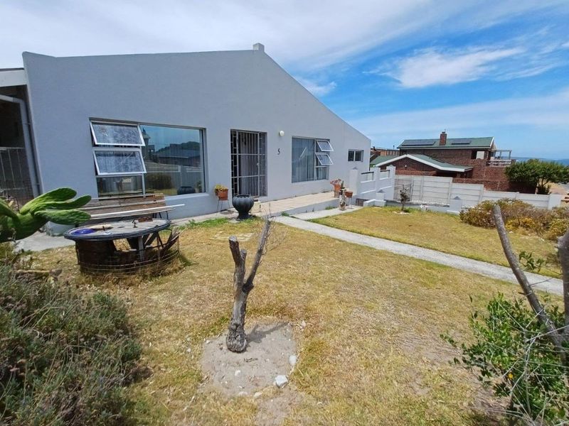 House For Sale In Gansbaai - Photo 2