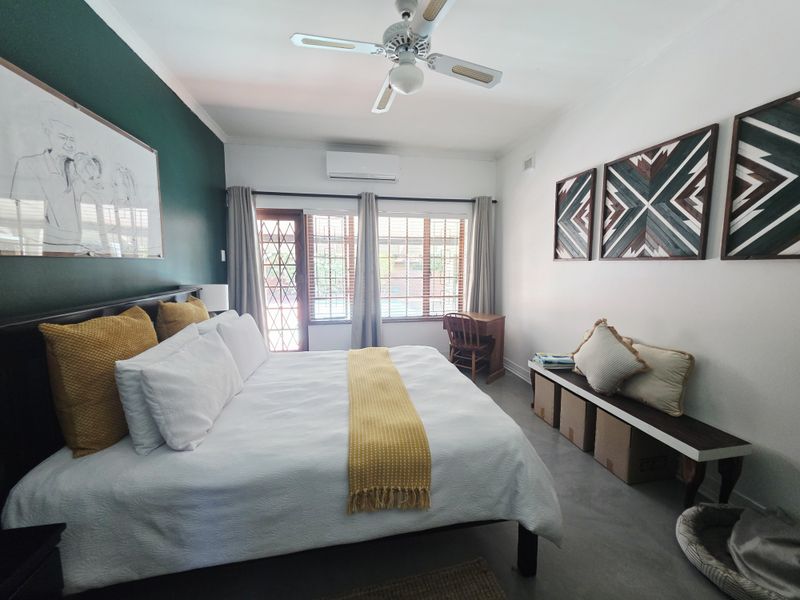 Luxury Family Residence in Prime Panorama Location - Photo 8