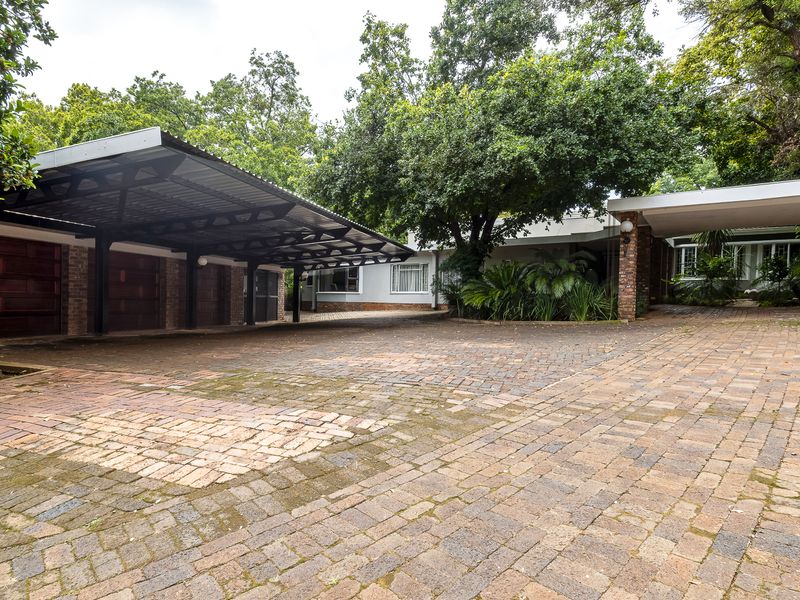 Luxury Estate in Lynnwood Glen Estate, Pretoria - Photo 2