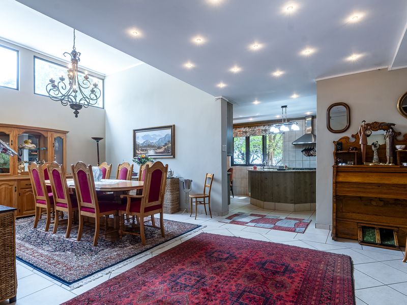 Luxury Estate in Lynnwood Glen Estate, Pretoria - Photo 10