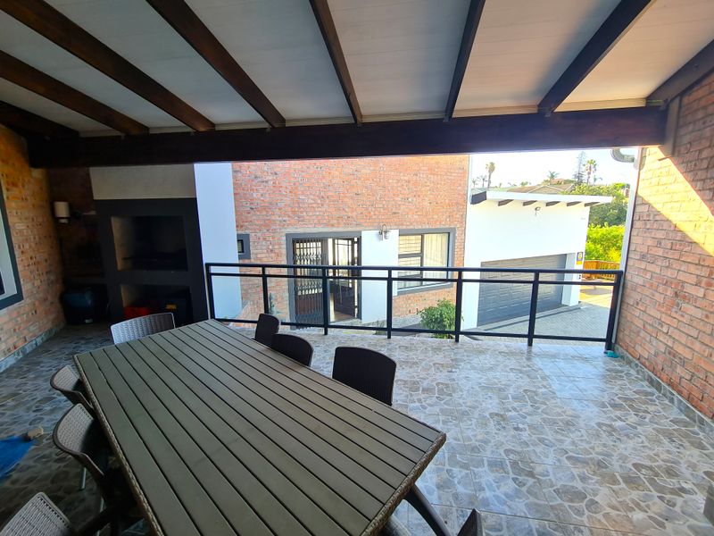 Stylish Modern Family Home on the Kloof in Noorsekloof, Jeffreys Bay - Photo 6