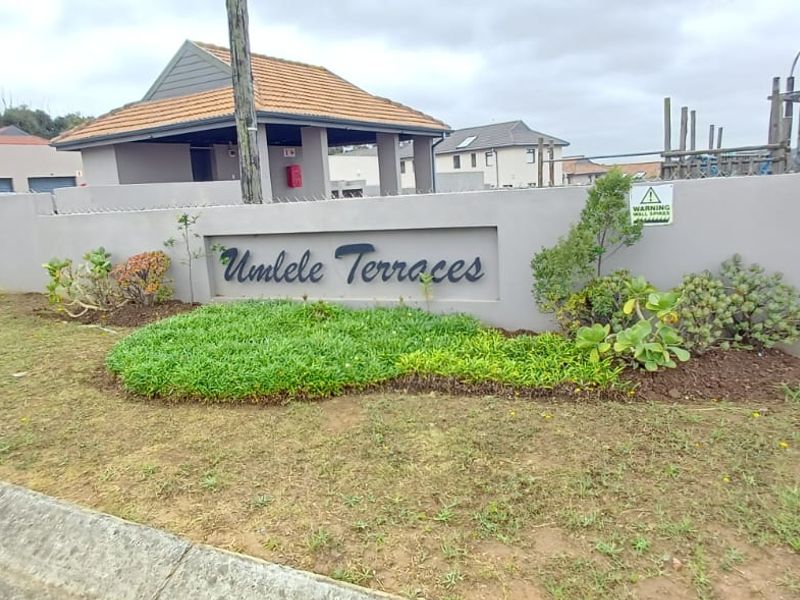 Charming 3-Bedroom Home in Kidds Beach - Photo 2