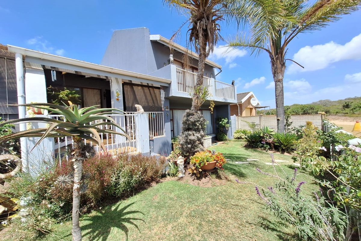 Tranquil Family Living Near the Seekoei Estuary – Aston Bay - Photo 5