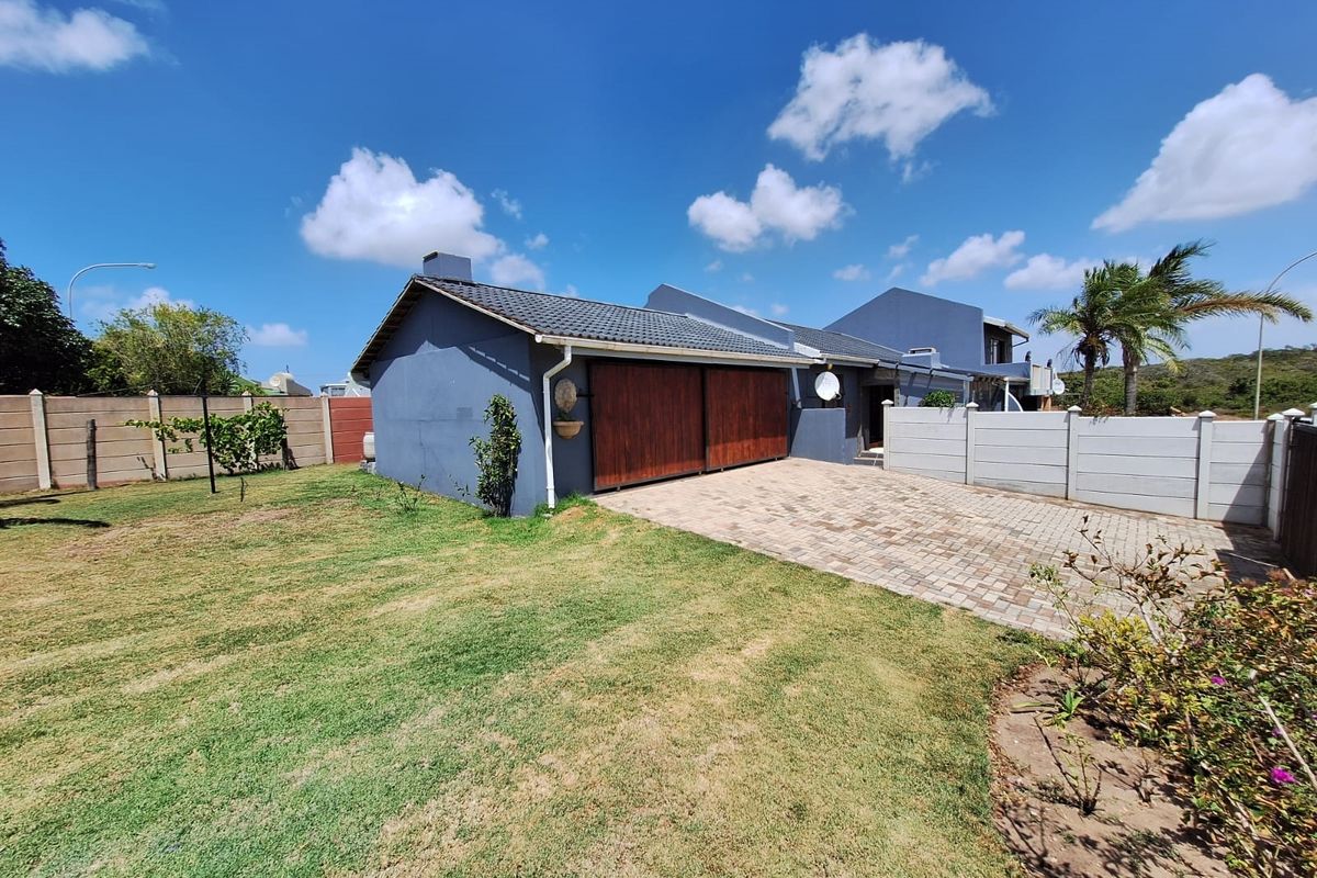Tranquil Family Living Near the Seekoei Estuary – Aston Bay - Photo 3