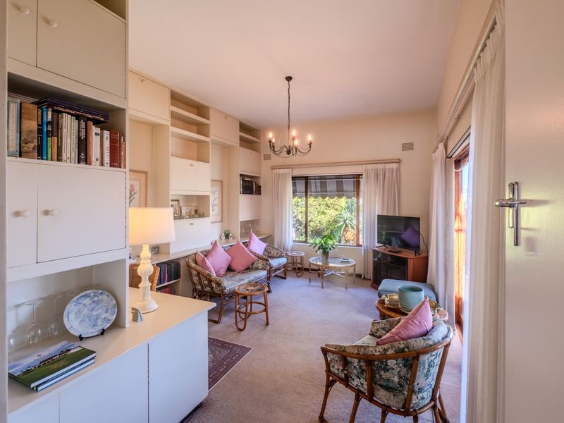 Classic Charm with Timeless Appeal - Photo 10