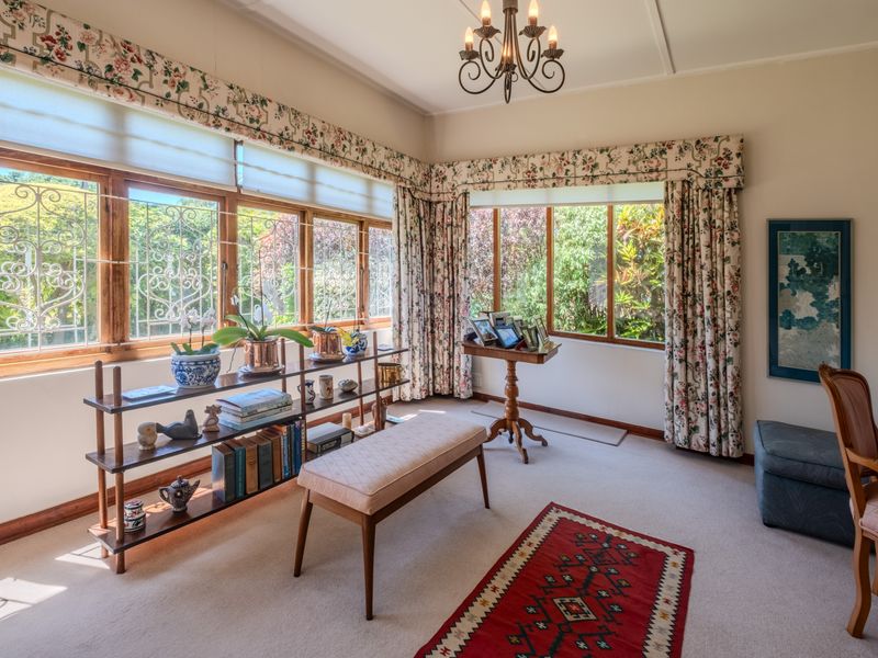 Classic Charm with Timeless Appeal - Photo 7