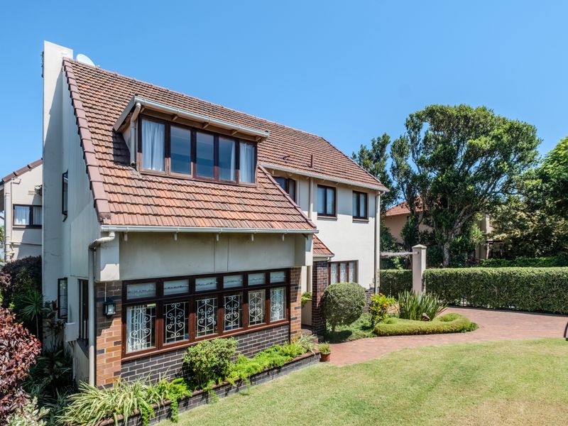 Classic Charm with Timeless Appeal - Photo 2