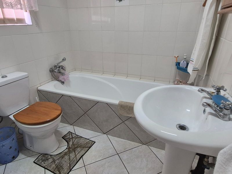 Easy Living: Off-the-Grid Lock-Up-and-Go Townhouse - Photo 7