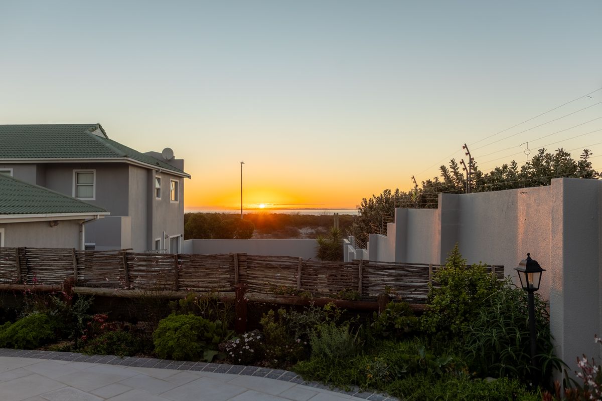 Duplex Rental Monthly In Blouberg - Photo 5