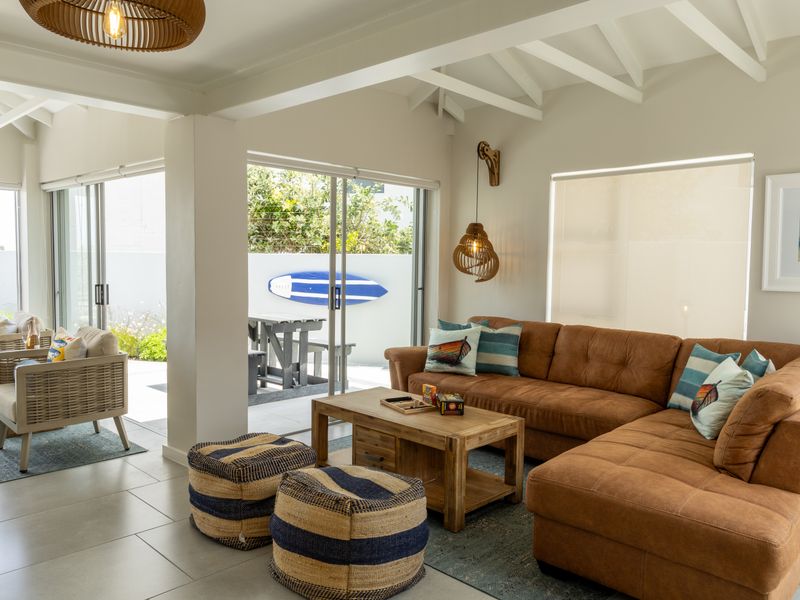 Duplex Rental Monthly In Blouberg - Photo 9