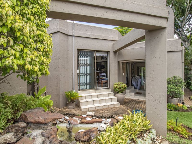 Sustainable Home with Solar System and Back Up Water - Photo 3