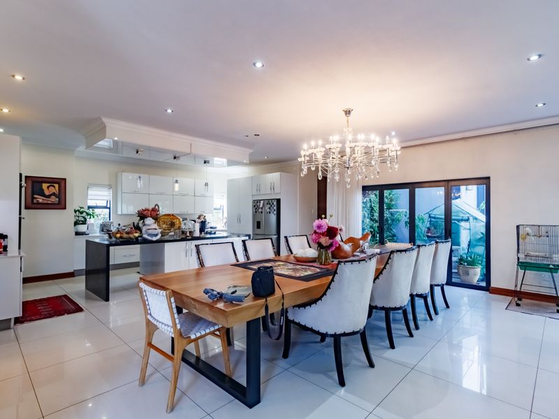 Where Family Memories Are Made and Every Gathering Feels Like Home - Photo 4