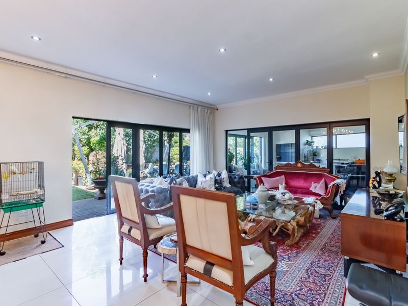 Where Family Memories Are Made and Every Gathering Feels Like Home - Photo 8