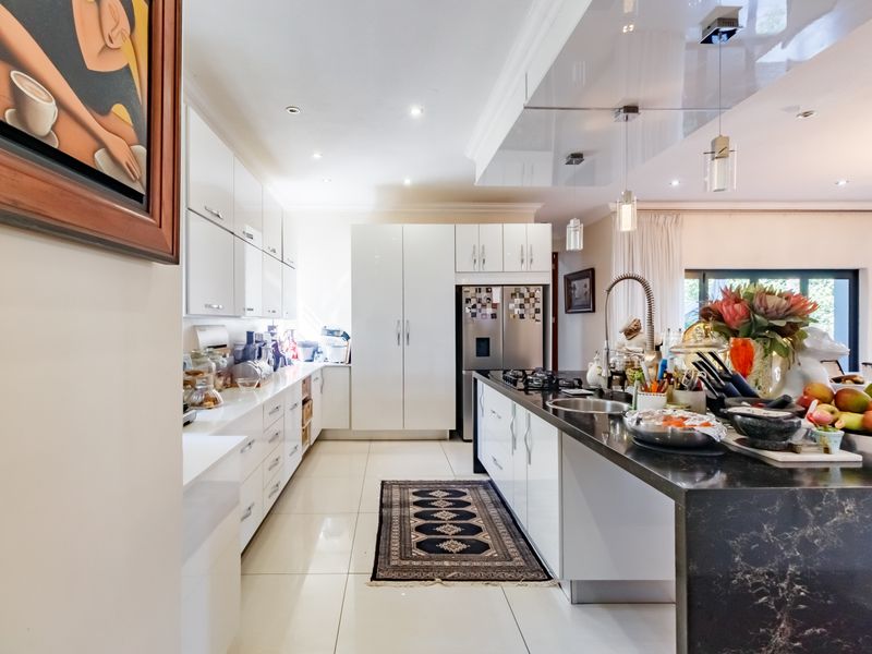 Where Family Memories Are Made and Every Gathering Feels Like Home - Photo 6