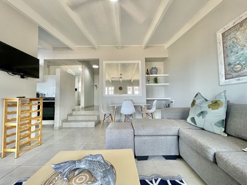 Your Dream Coastal Escape Awaits - Photo 8