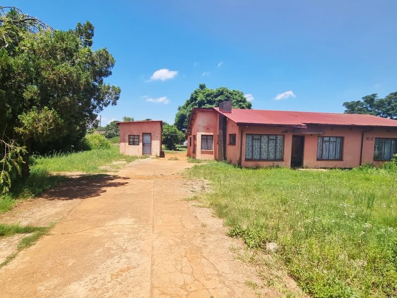 Koster - Ideal for Rental Expansion  -Growing Investment Opportunity - Photo 2