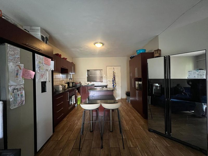 Discover Your Dream Home in Waterval East! - Photo 3