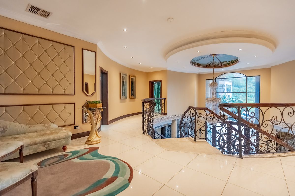 A CROWN JEWEL MANSION AWAITS ITS NEW ROYALTY! - Photo 3