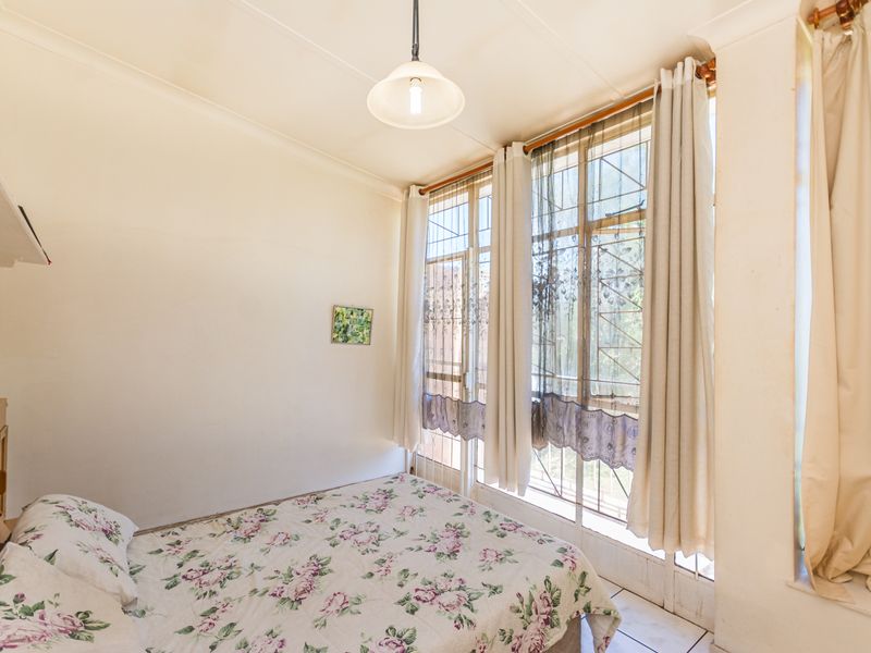 3-Bedroom Townhouse With Loft For Sale in Krugersdorp North - Photo 6