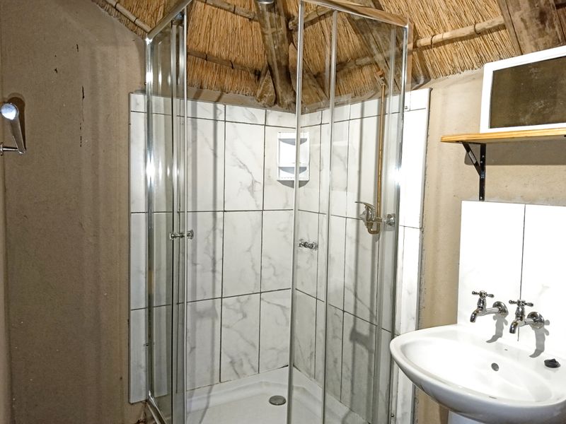 Charming 3-bedroom house for sale in Marloth Park – your perfect getaway in nature's paradise await - Photo 9