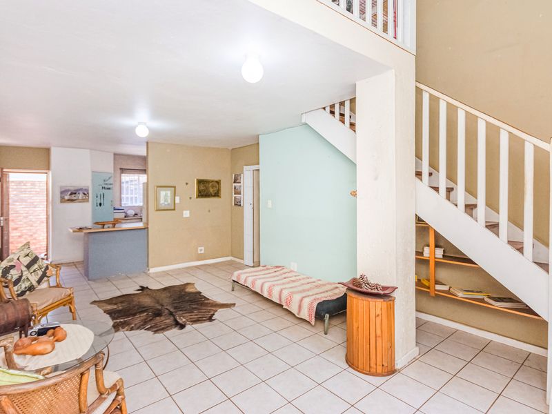 3 Bedroom Duplex for sale in die Hoewes - Photo 5