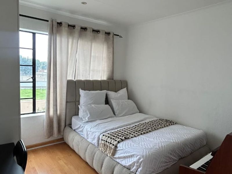 Fully Renovated 3-Bedroom Apartment – Move-In Ready & Under R800k - Photo 7