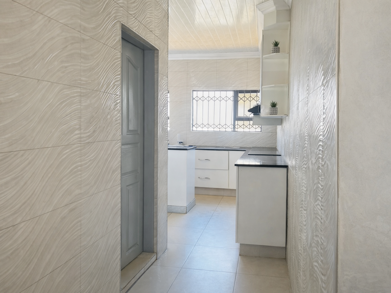 Fresh, Modern & Renovated Home in the Right Location - Photo 8