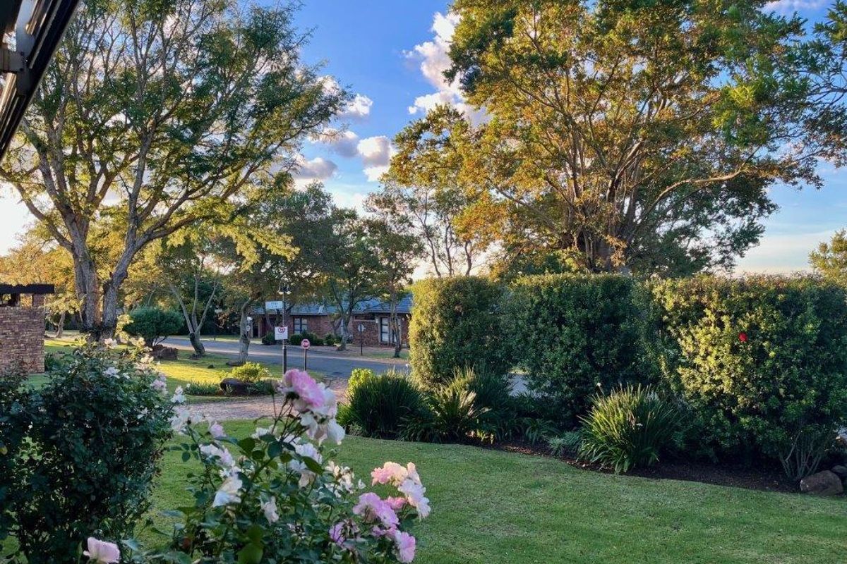 Waterfront Complex - Photo 2