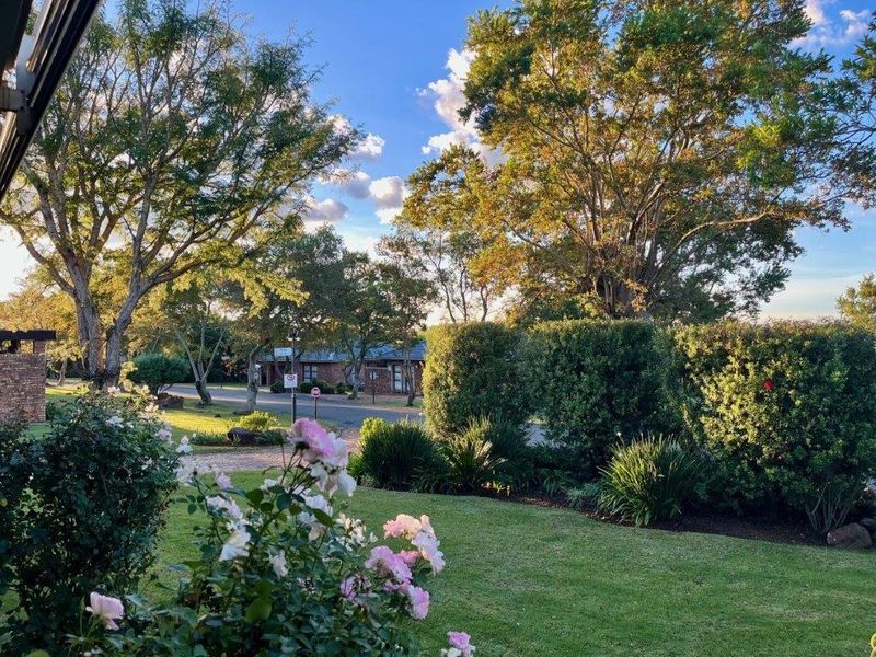 Waterfront Complex - Photo 2