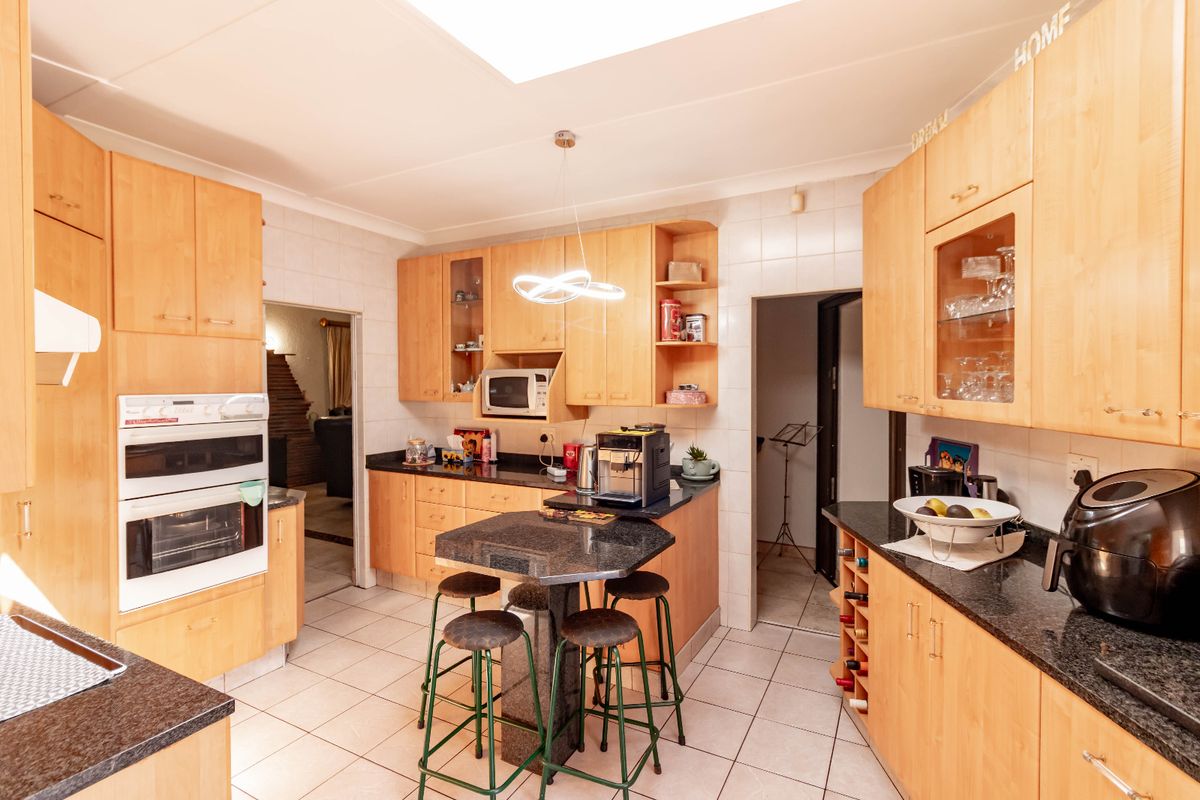 Beautiful 3 bedroom house in Edleen - Photo 2