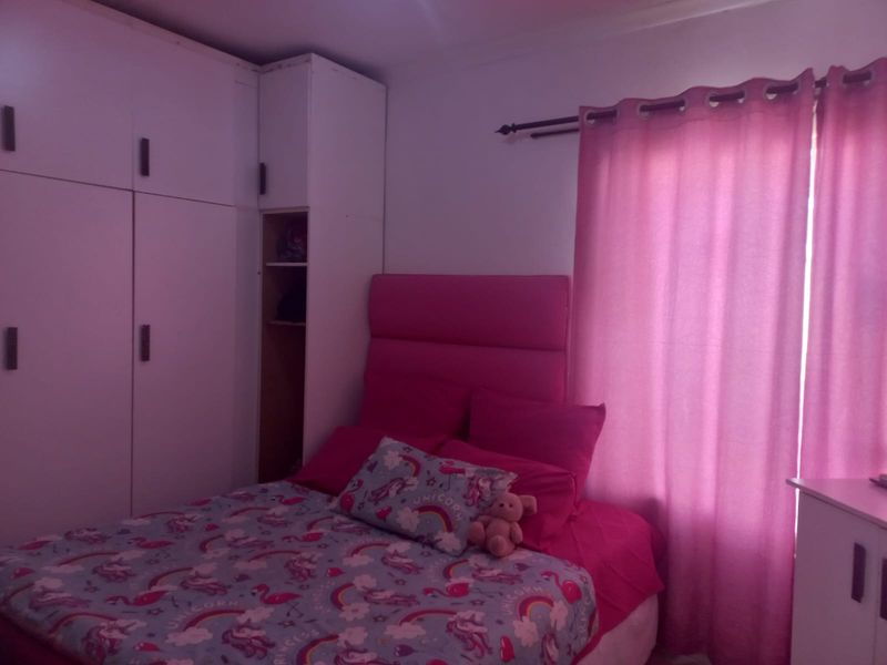 Move-In Ready! - Photo 9