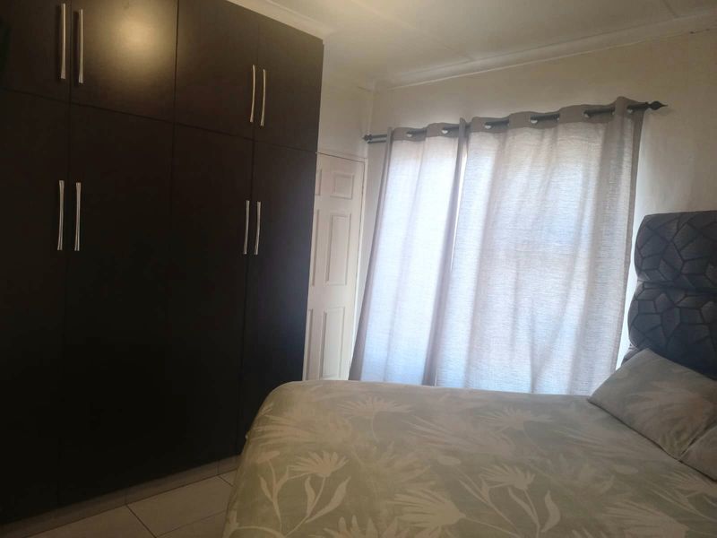 Move-In Ready! - Photo 6