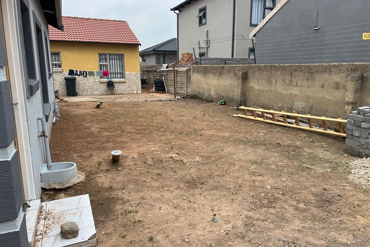 A 3 Bedroom house for sale in Sharon Park LifeStyle Estate - Photo 4