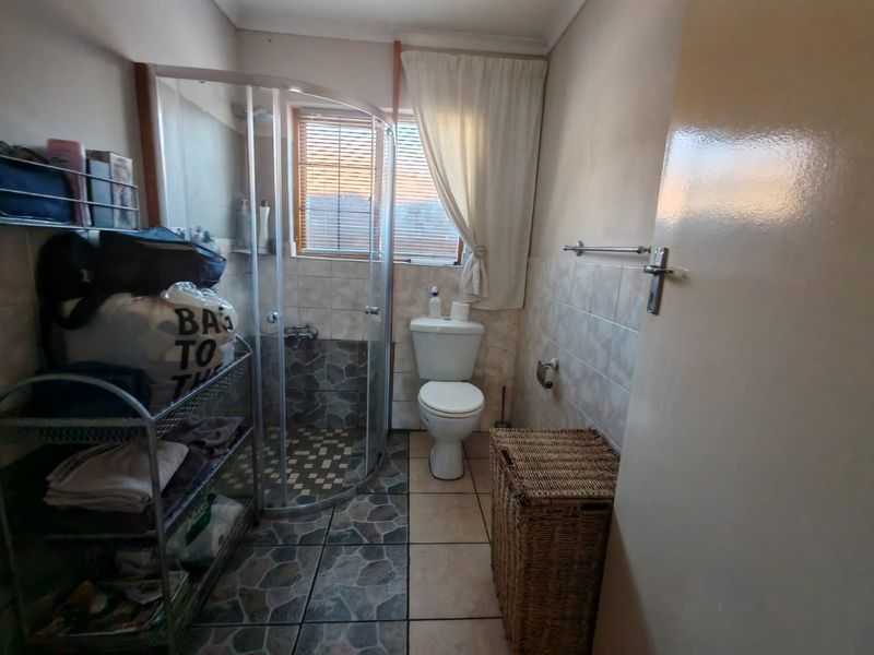 3 Bedroom Townhouse for Sale in Sasolburg - Photo 9