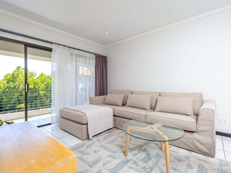 Move-In Ready, Modern, and Perfectly Positioned - Photo 8