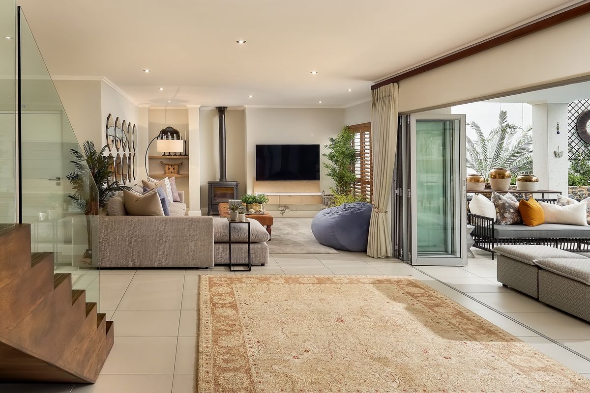 Brand new custom home close to top schools - Photo 4