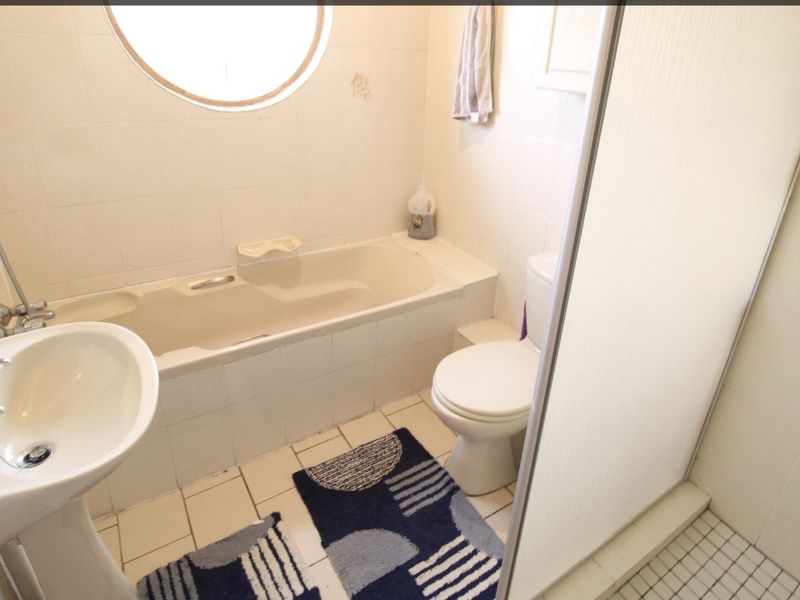 Spacious 3 bedroom home on a large erf in Summerpride - Photo 3