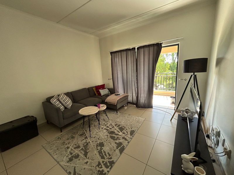 Two Bedrooms, One Bathroom & a Front-Row Seat to the Golf Course - Photo 5