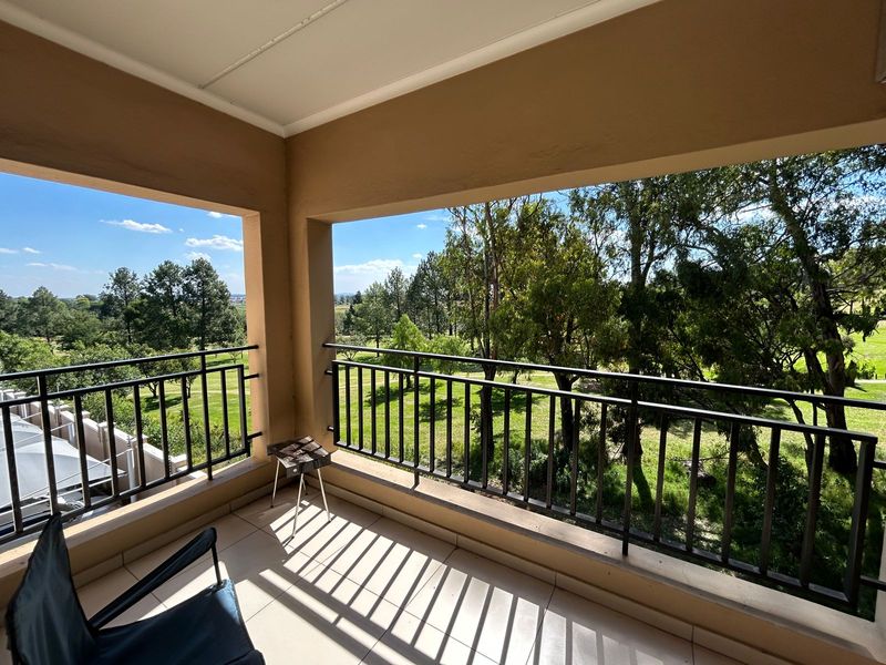 Two Bedrooms, One Bathroom & a Front-Row Seat to the Golf Course - Photo 2