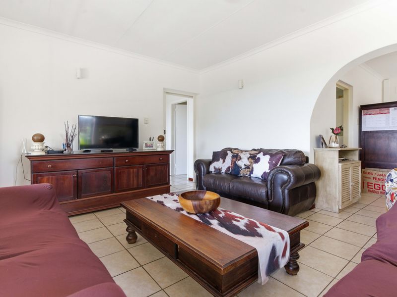 Perfect family home - Photo 9